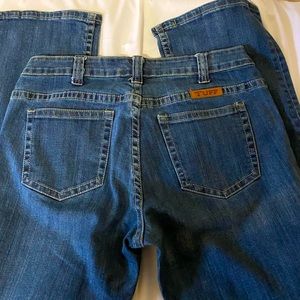 Cowgirl Tuff Jeans 31 x 35